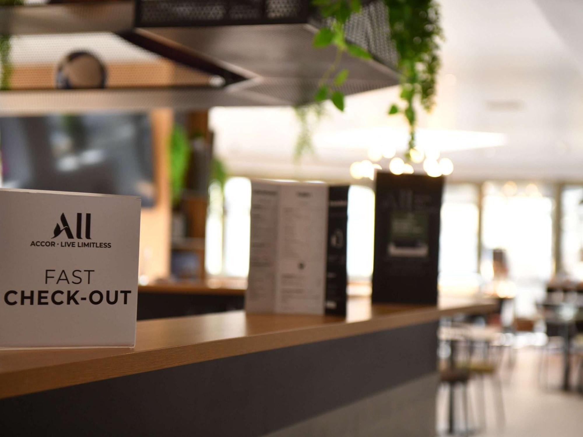Ibis Châteauroux Zewnętrze zdjęcie